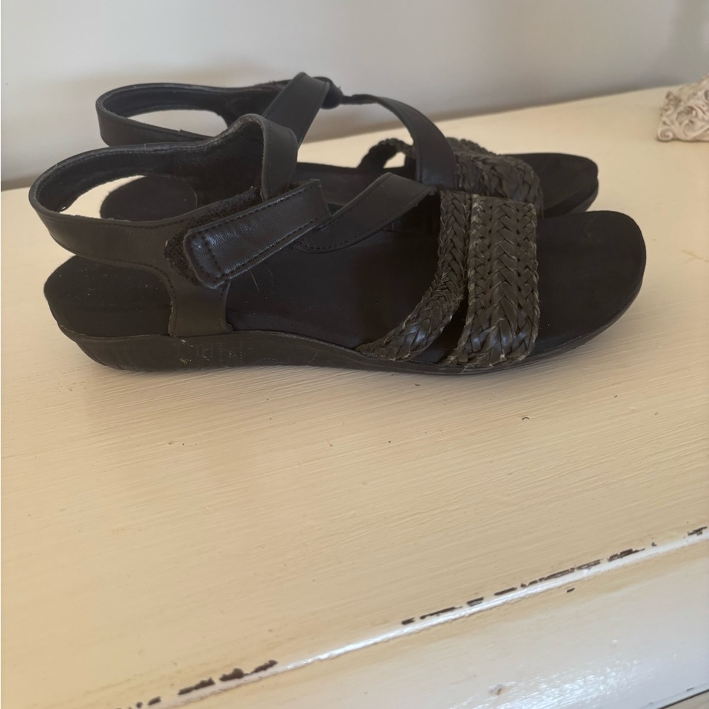 Women's Black Baretrap Jalen Comfort Sandals